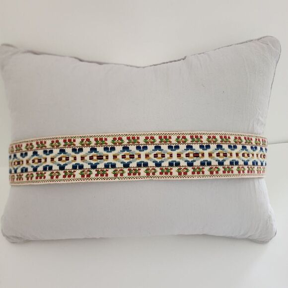 Reversible Belt multicolor embroidered and beige suede womens size S/M Boho - Picture 2 of 8